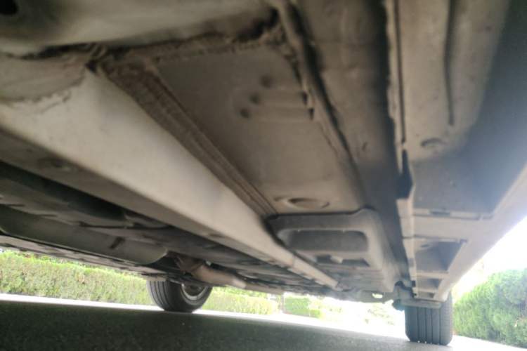 Used Lexus ES 2015 300h Comfort Edition Chassis Front Left