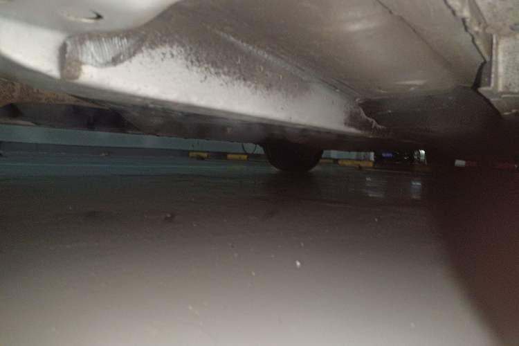 Used Lexus ES 2015 300h Comfort Edition Chassis Front Left