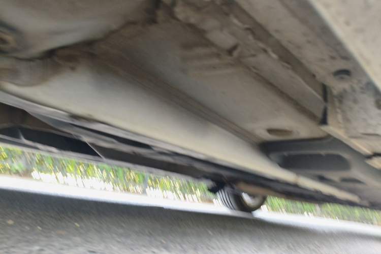 Used Lexus ES 2015 300h Comfort Edition Chassis Front Left