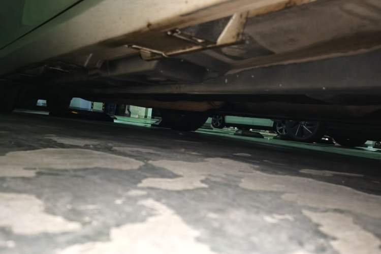Used Lexus ES 2015 300h Comfort Edition Chassis Front Right