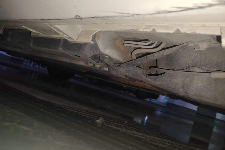 Used Lexus ES 2015 300h Comfort Edition Chassis Rear Left