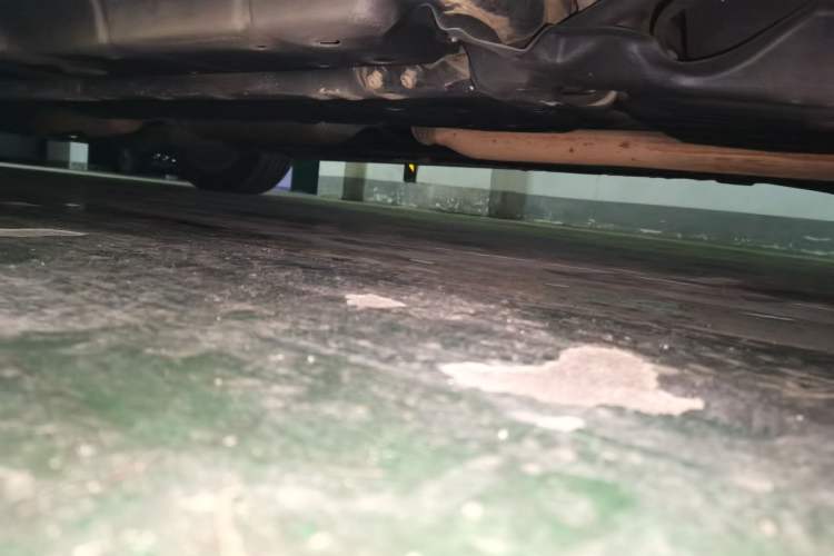 Used Lexus ES 2015 300h Comfort Edition Chassis Rear Left