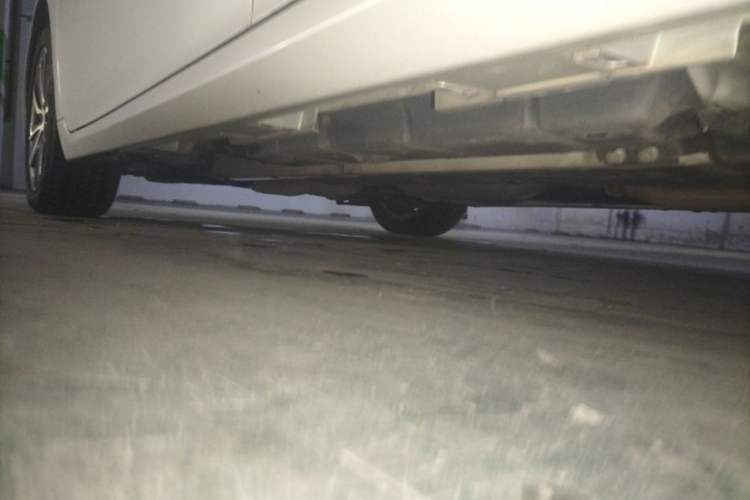 Used Lexus ES 2015 300h Comfort Edition Chassis Rear Left