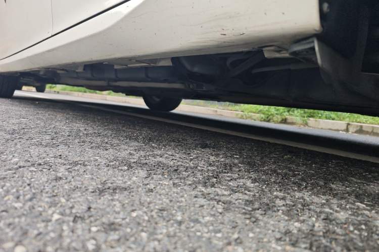 Used Lexus ES 2015 300h Comfort Edition Chassis Rear Left