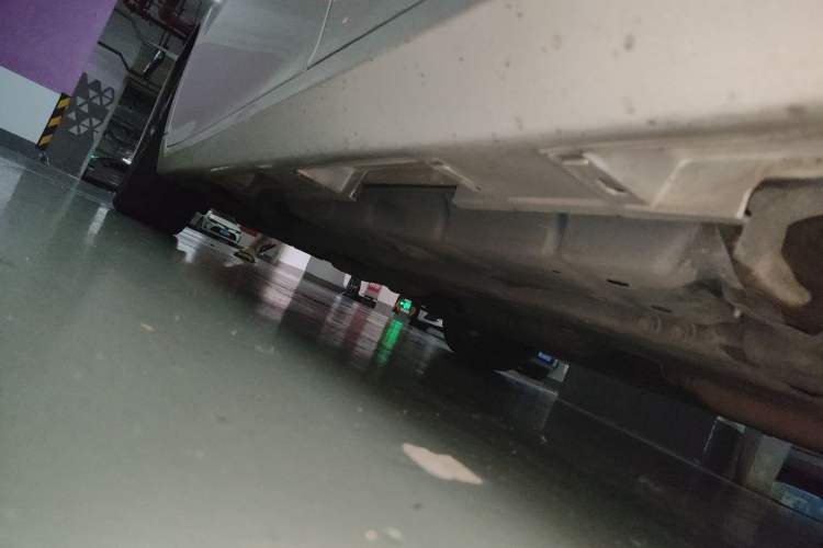 Used Lexus ES 2015 300h Comfort Edition Chassis Rear Left