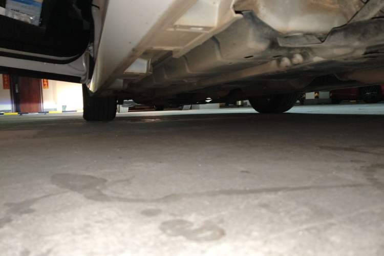 Used Lexus ES 2015 300h Comfort Edition Chassis Rear Left
