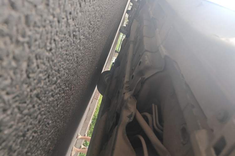 Used Lexus ES 2015 300h Comfort Edition Chassis Rear Left