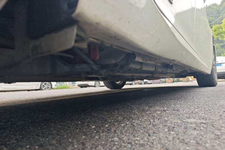 Used Lexus ES 2015 300h Comfort Edition Chassis Rear Right
