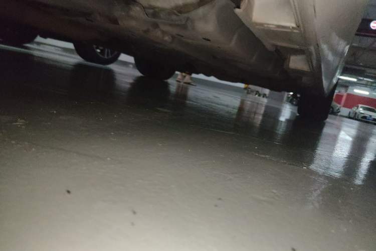 Used Lexus ES 2015 300h Comfort Edition Chassis Rear Right