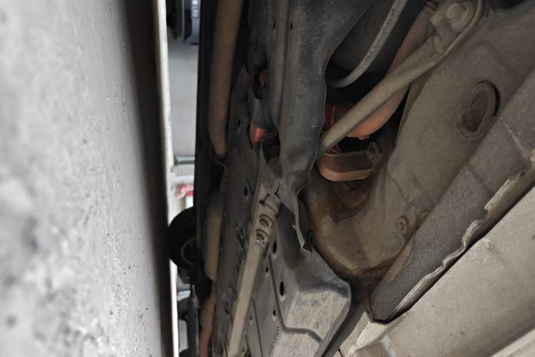 Used Lexus ES 2015 300h Comfort Edition Chassis Rear Right