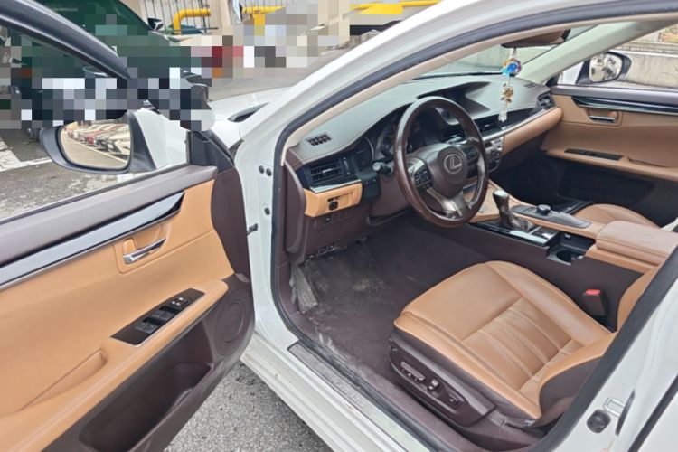 Used Lexus ES 2015 200 Elite Edition Driver Seat