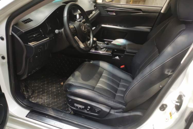 Used Lexus ES 2015 200 Elite Edition Driver Seat