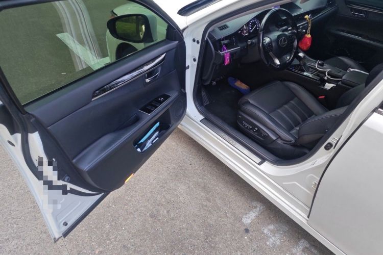 Used Lexus ES 2015 200 Elite Edition Driver Seat