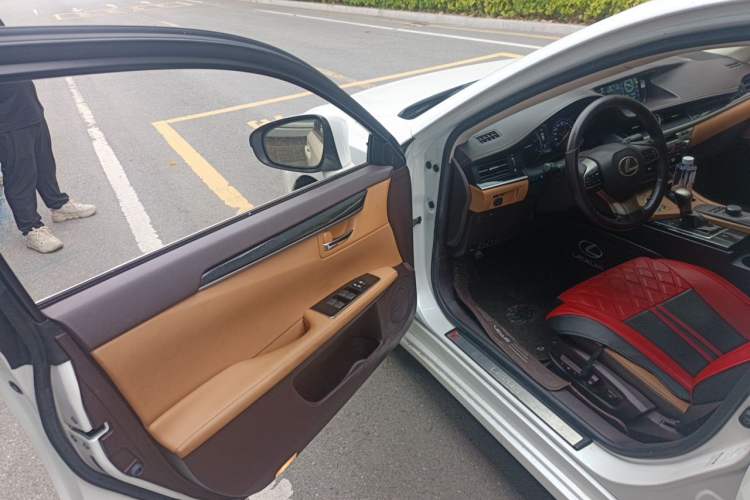 Used Lexus ES 2015 200 Elite Edition Driver Seat