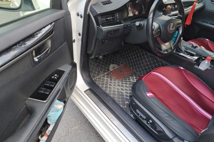 Used Lexus ES 2015 200 Elite Edition Driver Seat