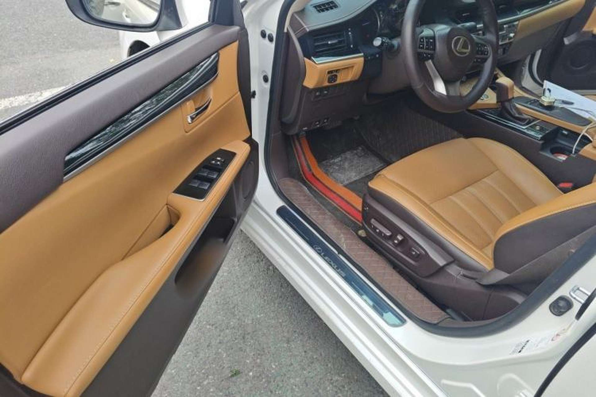 Used Lexus ES 2015 200 Comfort Edition Driver Seat