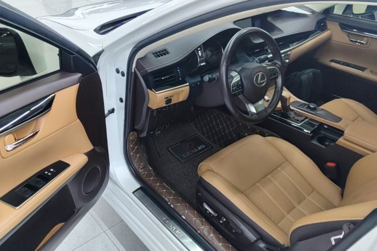 Used Lexus ES 2015 200 Elite Edition Driver Seat