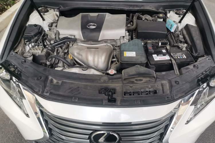 Used Lexus ES 2015 200 Elite Edition Engine Bay