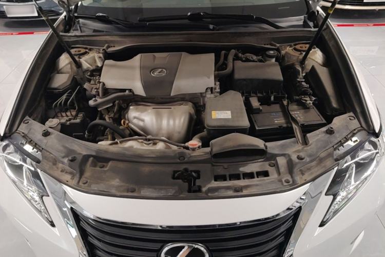 Used Lexus ES 2015 200 Elite Edition Engine Bay