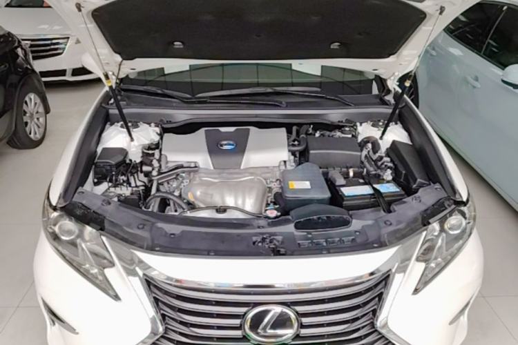 Used Lexus ES 2015 200 Elite Edition Engine Bay