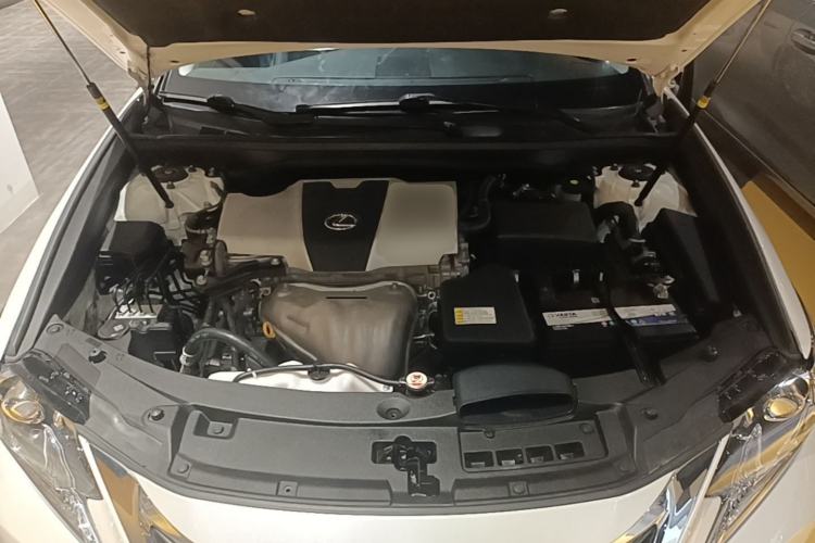 Used Lexus ES 2015 200 Elite Edition Engine Bay