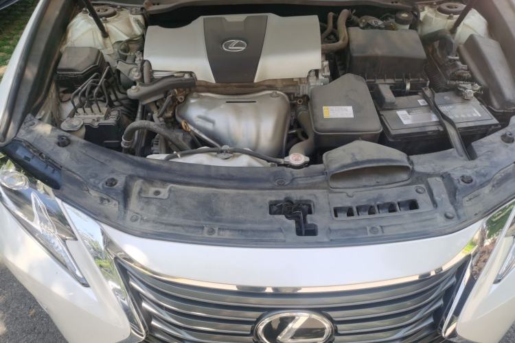 Used Lexus ES 2015 200 Elite Edition Engine Bay