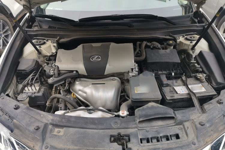Used Lexus ES 2015 200 Elite Edition Engine Bay