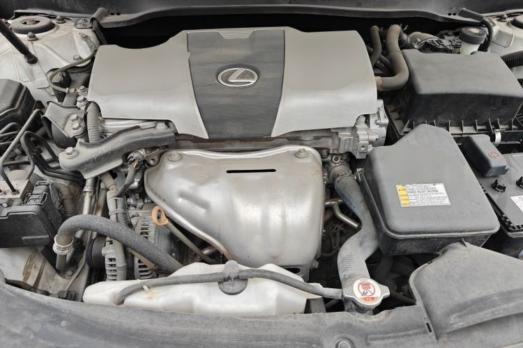 Used Lexus ES 2015 200 Comfort Edition Engine Bay