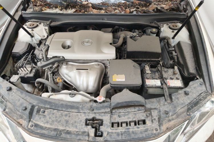 Used Lexus ES 2015 250 Elegant Edition Engine Bay