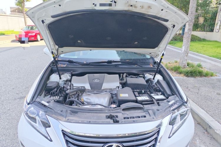 Used Lexus ES 2015 200 Elite Edition Engine Bay