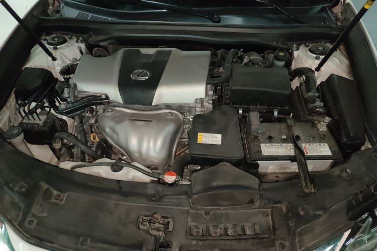 Used Lexus ES 2015 200 Comfort Edition Engine Bay