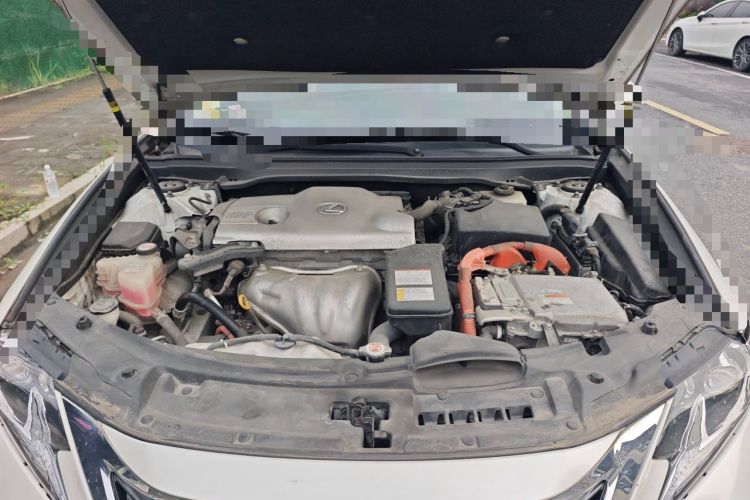 Used Lexus ES 2015 300h Comfort Edition Engine Bay