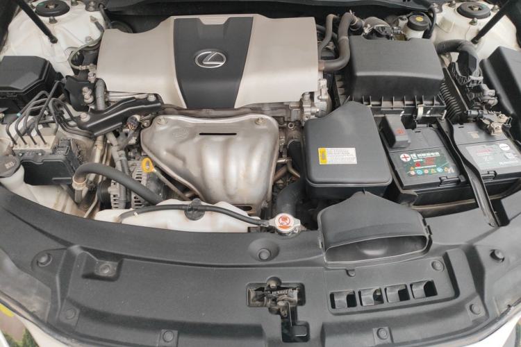 Used Lexus ES 2015 200 Elite Edition Engine Bay