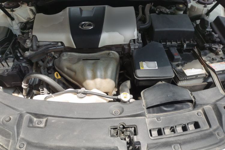 Used Lexus ES 2015 200 Elite Edition Engine Bay