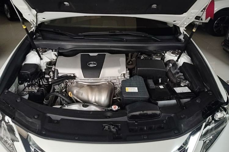 Used Lexus ES 2015 200 Elite Edition Engine Bay
