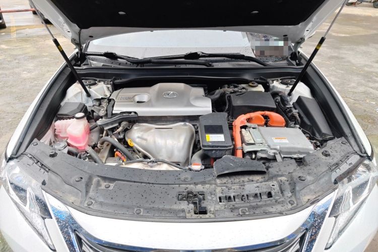 Used Lexus ES 2015 300h Comfort Edition Engine Bay