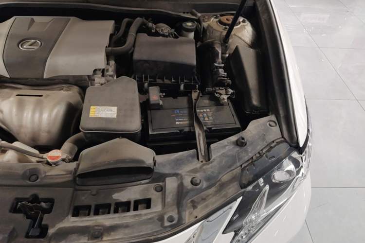 Used Lexus ES 2015 200 Elite Edition Engine Bay Left
