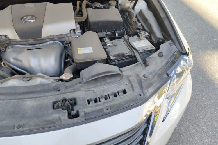Used Lexus ES 2015 200 Elite Edition Engine Bay Left