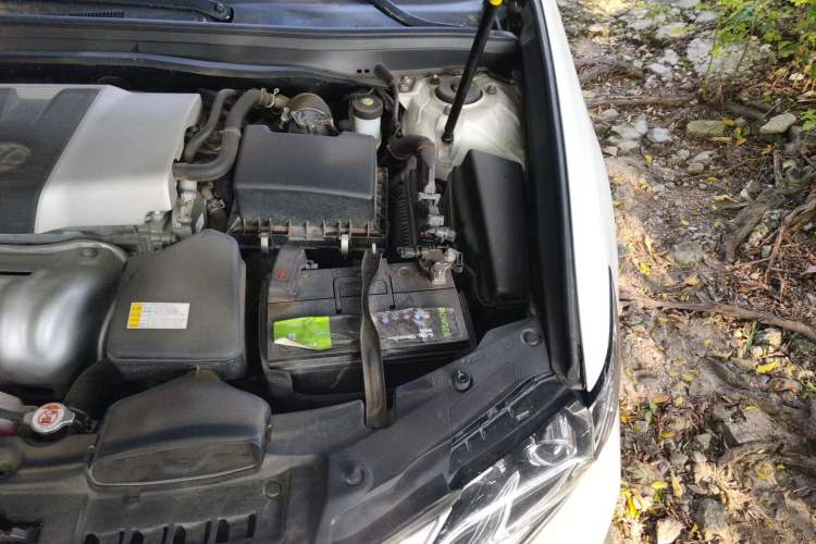 Used Lexus ES 2015 200 Elite Edition Engine Bay Left