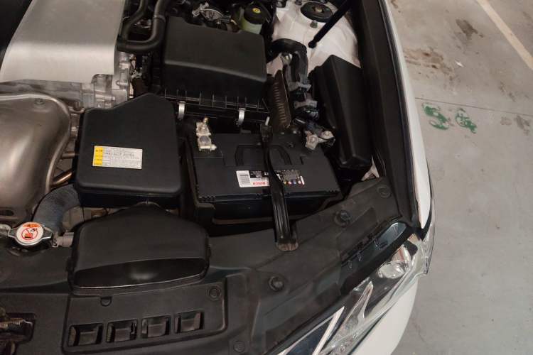 Used Lexus ES 2015 200 Elite Edition Engine Bay Left