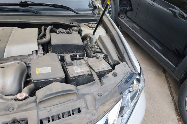 Used Lexus ES 2015 200 Elite Edition Engine Bay Left