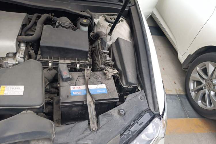Used Lexus ES 2015 200 Elite Edition Engine Bay Left