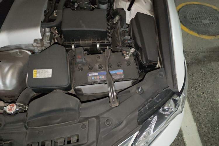 Used Lexus ES 2015 200 Elite Edition Engine Bay Left