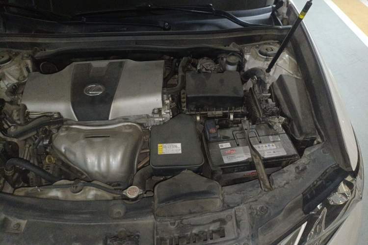 Used Lexus ES 2015 200 Elite Edition Engine Bay Left