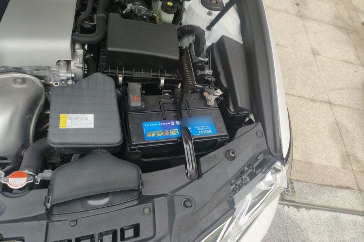 Used Lexus ES 2015 200 Elite Edition Engine Bay Left