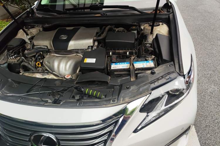 Used Lexus ES 2015 200 Elite Edition Engine Bay Left