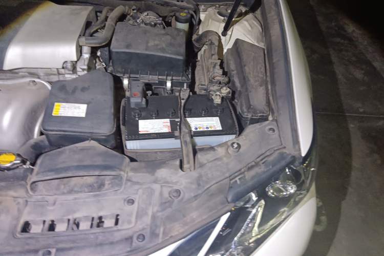 Used Lexus ES 2015 200 Elite Edition Engine Bay Left