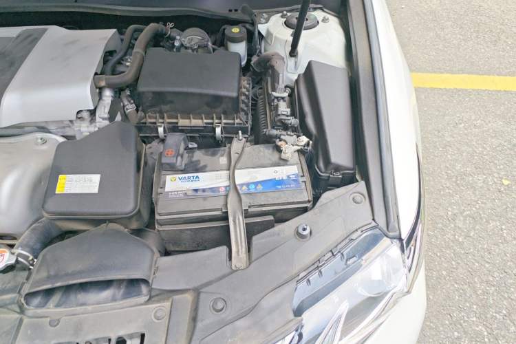 Used Lexus ES 2015 200 Elite Edition Engine Bay Left