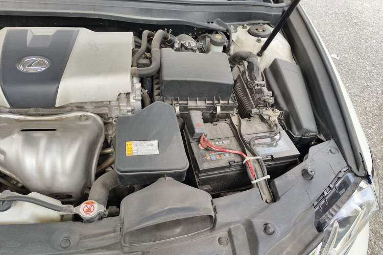 Used Lexus ES 2015 200 Elite Edition Engine Bay Left