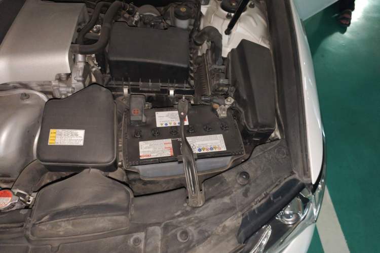 Used Lexus ES 2015 200 Elite Edition Engine Bay Left